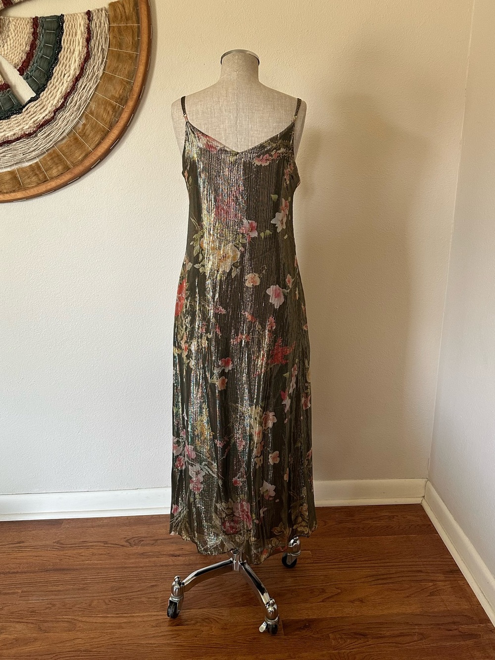 Warm Metallic Gold Floral Shift Dress Silk Made USA Designer Woman's 1 - Picture 7 of 10